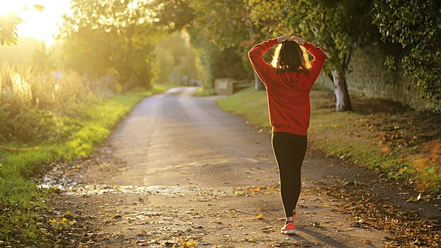 Врач Лишин: прохождение 10 тысяч шагов в день в быстром темпе опасно для сердца