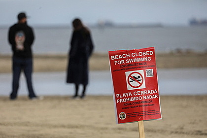 В США закрыли несколько пляжей из-за крупнейшего в истории разлива нечистот