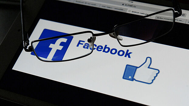 Личные данные пользователей Facebook выставили на продажу