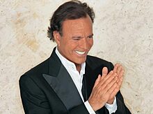 Хулио Иглесиас: нестареющий испанский мачо и современный Дон-Жуан