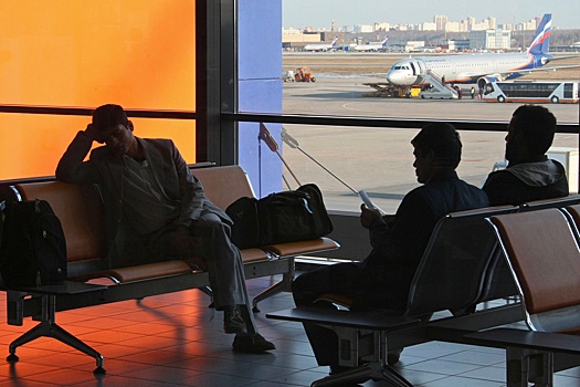 Десять аэропортов в регионах РФ приостановили работу