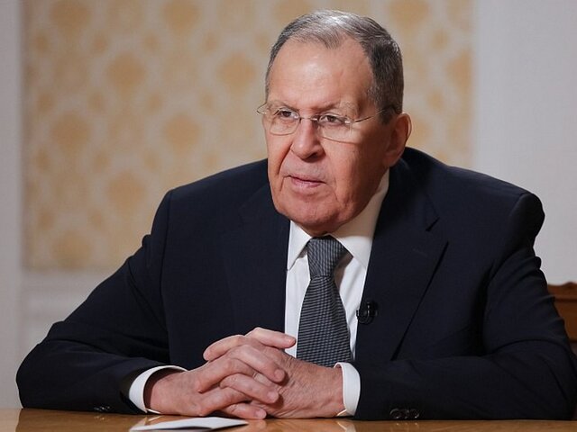 Лавров назвал нечестной игрой давление Запада на покупателей российской нефти