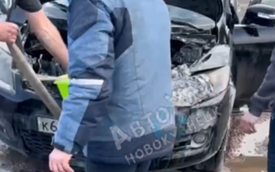 Автомобиль вспыхнул в кузбасском поселке