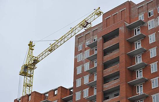 В российской многоэтажке обрушился потолок