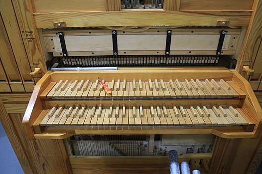 В новый корпус ДШИ №3 Ижевска перевезли единственный в Удмуртии духовой орган