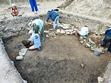 Эллинистический декрет, подвеску из моллюска и следы францисканского собора нашли российские археологи в 2025 году