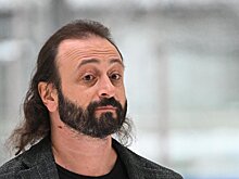 Авербух дебютировал в хоккейной Медиалиге. Он играет за команду «Росконгресса» «Чемпион»