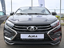 Глава АвтоВАЗа пересел на Lada Aura: президентский автомобиль сняли на фото