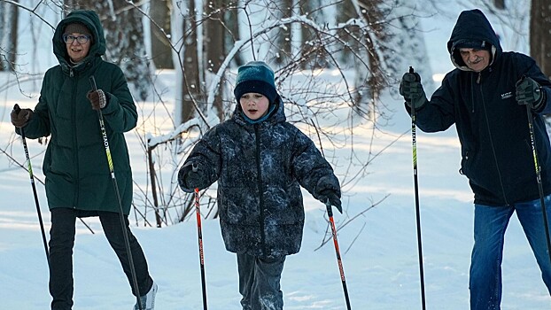 Терапевт рассказал, сколько нужно гулять зимой, чтобы не заболеть