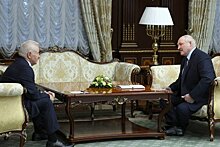 Лукашенко: Никто не планирует воевать с Украиной