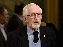 Врач оценил шансы Ливанова пережить осложнения после инсульта