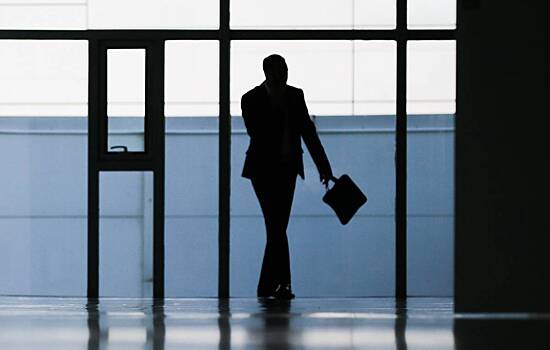 «Было сказано: "Вы служите режиму Путина"». Страны ЕС вызвали послов России в МИД