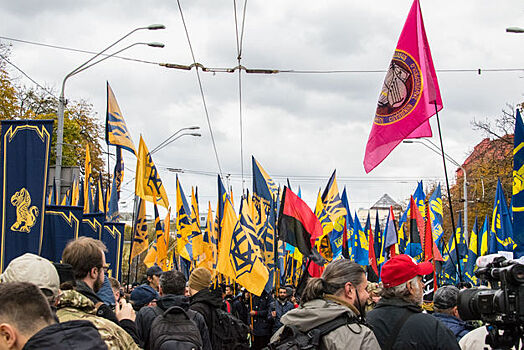В центре Киева начался марш УПА
