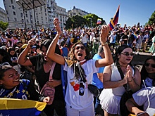 В Аргентине прошли манифестации против и в поддержку военной агрессии США