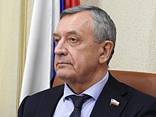 Депутат Бушуев: «У меня с четвертого класса хранятся почетные грамоты, большой чемодан»