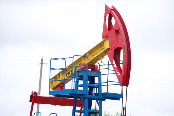 В Югре Депнедра выставил на аукцион 6 нефтегазовых участков