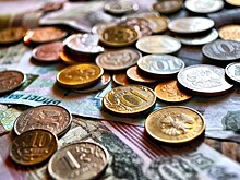 Названы причины обрушения рубля