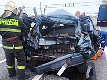 Два человека погибли в Володарском районе после наезда грузовика MAN на «двенашку»