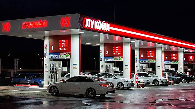 АЗС "Лукойла" хотят продать Glencore, катарцам и китайцам