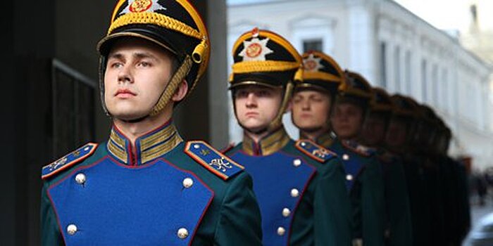 Российских военных переоденут в историческую форму