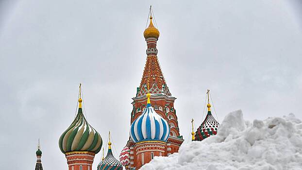 Москвичам пообещали до плюс трех градусов тепла на выходных