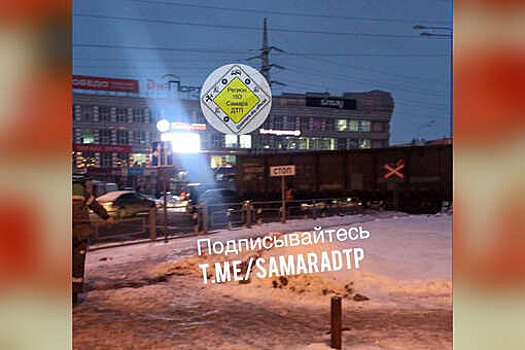 В ДТП с поездом в Ярославле пострадали три человека