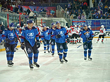 Хоккейная "Лада" одержала четвертую победу в чемпионате ВХЛ