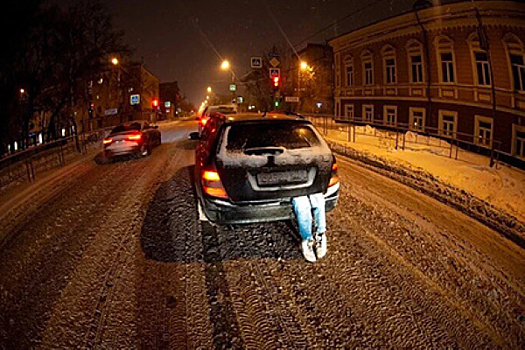 Россиянин прокатил в багажнике «труп» на Хэллоуин