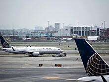 United Airlines изменит подход к снятию пассажиров с рейса