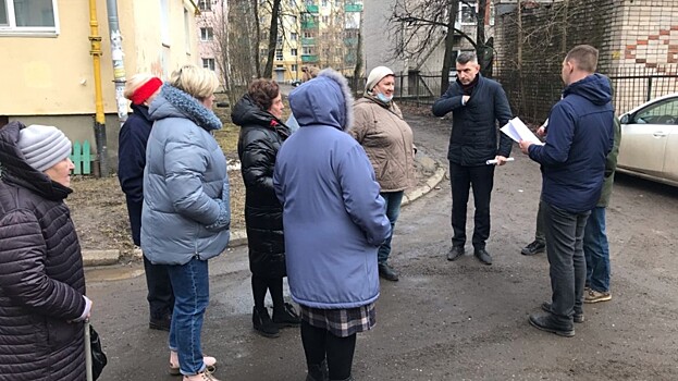 Замену канализационных люков произведут во дворе дома на ул. Горького, 110 в Вологде перед началом ремонта