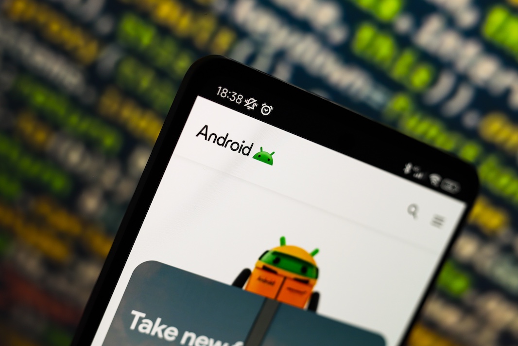 Android покажет, какое приложение отслеживает геолокацию