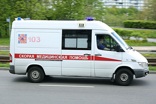 В Дагестане ребенок пропал после ДТП с падением машины в реку