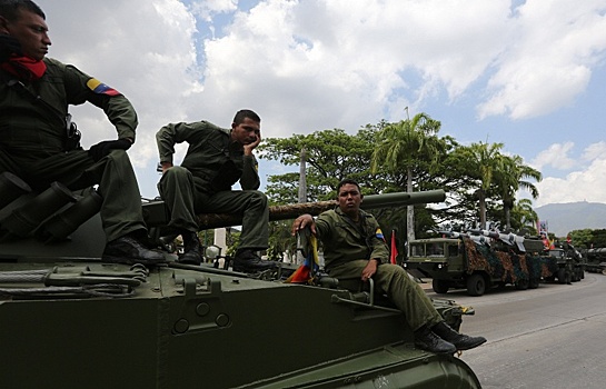 Венесуэла закрыла новые участки границы с Колумбией