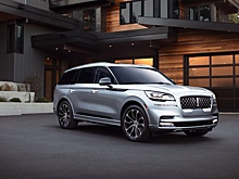 Показан роскошный Lincoln Aviator с семью местами и подвеской «с глазами»