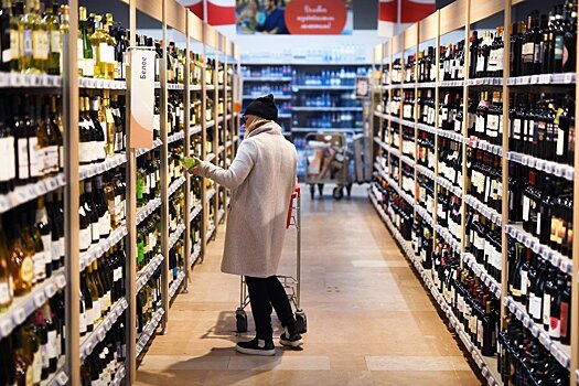 Эксперты посоветовали купить импортные вина до Нового года