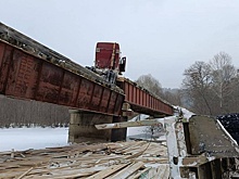 В Приморском крае обрушился мост через реку Большая Уссурка