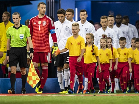 Нойера рассмешили слухи о завершении карьеры