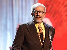 Александр Гордон высказался об уходе Ивана Урганта : «Как будто он определял, что такое Первый канал»