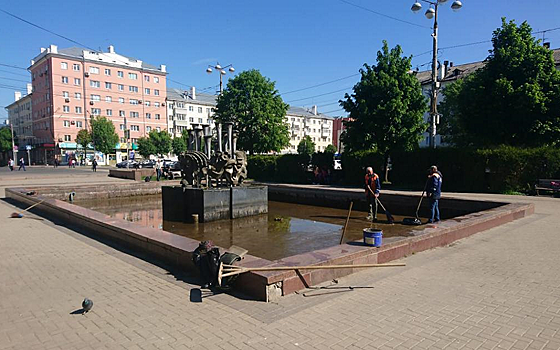 В центре Рязани отключили фонтан «Маски»