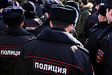 Пьяный глава российского города напал на полицейский патруль с топором