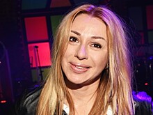 Грудь 52-летней Алены Апиной произвела фурор