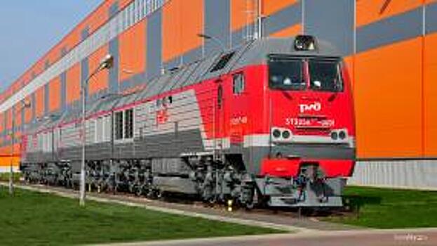 Около 100 новых локомотивов поступят на ДВЖД в следующем году