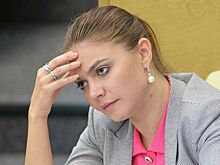 Великобритания ввела санкции против Алины Кабаевой