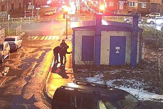 В Ярославле разрисовавшие подстанцию подростки закрасили свои граффити