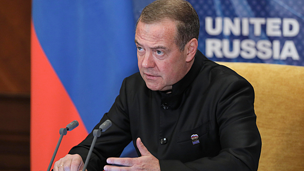 Медведев высказался совместимости финансирования СВО и национальных целей