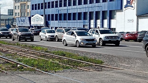 ДТП с участием четырех автомобилей произошло в центре Кемерова