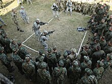 Канада вслед за США рассматривает возможность отправки военных на Украину