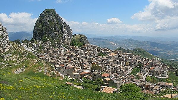 На Сицилии хотят возродить город-призрак