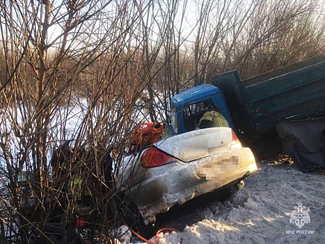 Водитель и пассажир KIA погибли в столкновении с «ГАЗоном» под Балахной