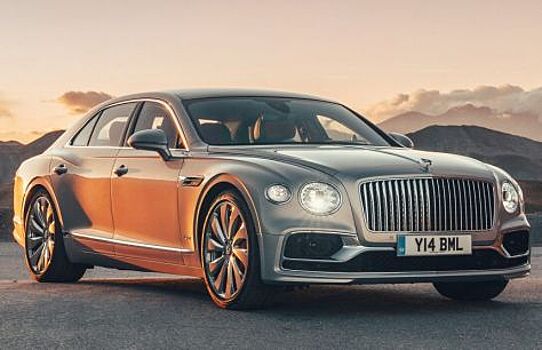 Bentley начала поставки нового Bentley Flying Spur